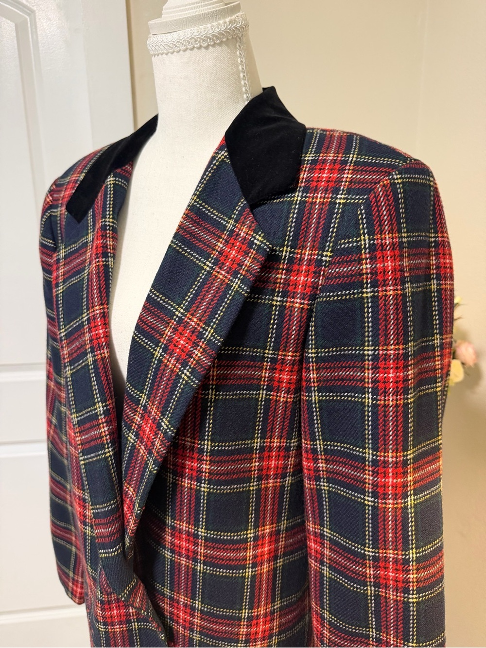 Sag Harbor Navy Red Plaid Tartan Blazer Black Velvet Collar Holiday Christmas 🎄